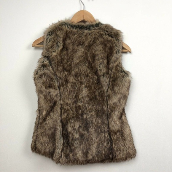 Boden Brown Faux Fur Vest With Closure - Picture 7 of 9